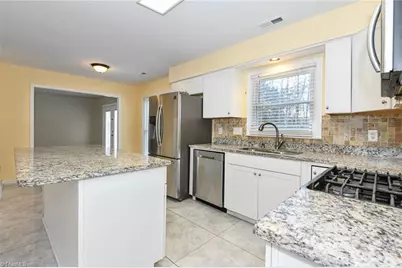 4703 Wellford Court, Jamestown, NC 27282 - Photo 11