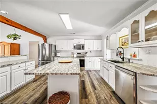 2618 Brame Rd, Greensboro, NC 27405 - Photo 9