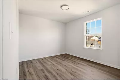 854 W 12th Street, Winston-Salem, NC 27105 - Photo 21