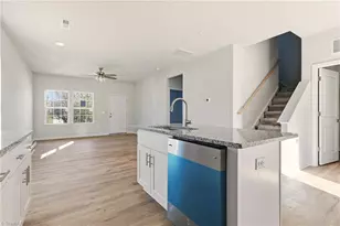 854 W 12th St, Winston-Salem, NC 27105 - Photo 9