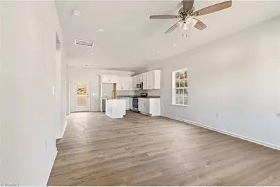 858 W 12th Street, Winston-Salem, NC 27105 - Photo 3