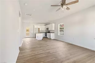 858 W 12th St, Winston-Salem, NC 27105 - Photo 3