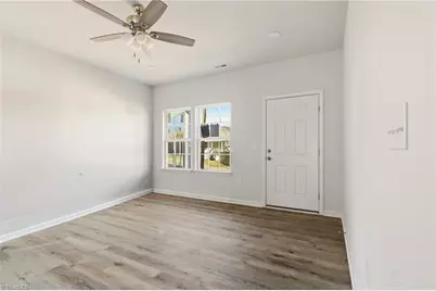 858 W 12th Street, Winston-Salem, NC 27105 - Photo 9