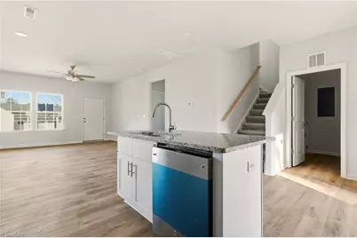 858 W 12th Street, Winston-Salem, NC 27105 - Photo 7