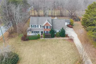 107 Cottonwood Ln, Summerfield, NC 27358 - Photo 47