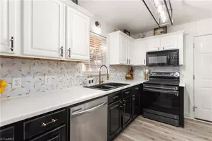 107 Cottonwood Ln, Summerfield, NC 27358 - Photo 17