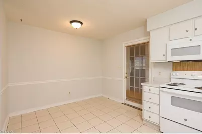 4012 S Bend Drive #115, Winston-Salem, NC 27107 - Photo 5