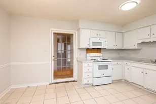 4012 S Bend Dr, Winston-Salem, NC 27107 - Photo 7