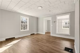 408 Seaman St, Winston-Salem, NC 27103 - Photo 5