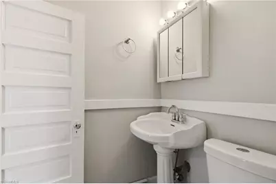 408 Seaman Street, Winston-Salem, NC 27103 - Photo 9