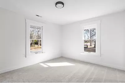 200 Salem Street, Thomasville, NC 27360 - Photo 27