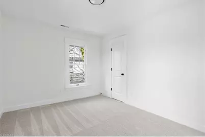 200 Salem Street, Thomasville, NC 27360 - Photo 31