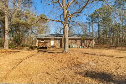 125 Pine Circle Drive, Rockingham, NC 28379 - Photo 25