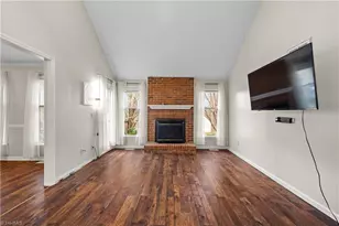 4203 Hunting Meadow Rd, Greensboro, NC 27406 - Photo 7