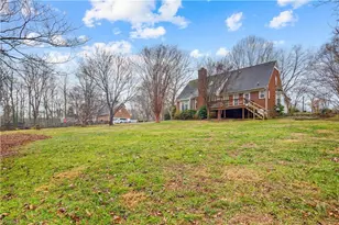 4203 Hunting Meadow Rd, Greensboro, NC 27406 - Photo 45