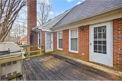 4203 Hunting Meadow Road, Greensboro, NC 27406 - Photo 39