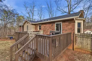 896 Oakhaven Forest Dr, Winston-Salem, NC 27105 - Photo 37