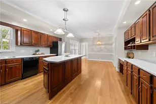 3905 Badenridge Ct, Greensboro, NC 27407 - Photo 15