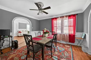 2924 Monterey St, Greensboro, NC 27406 - Photo 9