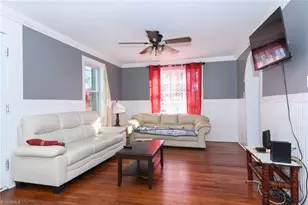 2924 Monterey St, Greensboro, NC 27406 - Photo 7