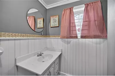 2924 Monterey Street, Greensboro, NC 27406 - Photo 19