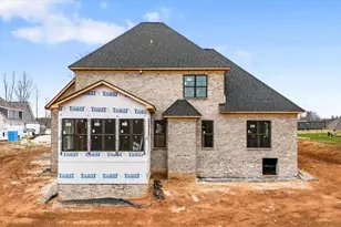 2015 Bob Jessup Dr, Greensboro, NC 27455 - Photo 21