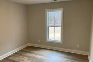 32 Ranchor Dr, Thomasville, NC 27360 - Photo 9