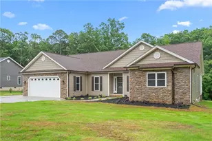 311 Marigold Ln, Lexington, NC 27292 - Photo 35