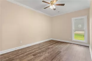 311 Marigold Ln, Lexington, NC 27292 - Photo 31