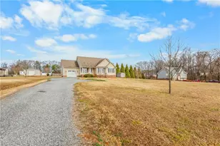 2829 Old US Hwy 421 W, Yadkinville, NC 27055 - Photo 3