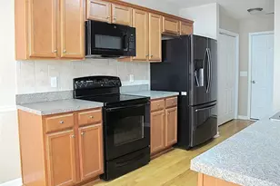 683 Chas Ct, High Point, NC 27265 - Photo 7