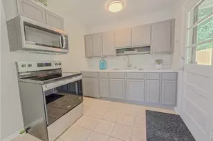 1012 Meadowbrook Blvd, High Point, NC 27260 - Photo 5