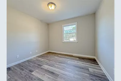 1012 Meadowbrook Boulevard, High Point, NC 27260 - Photo 9