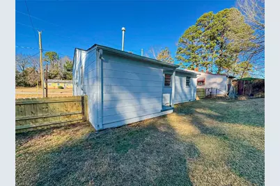 1012 Meadowbrook Boulevard, High Point, NC 27260 - Photo 13