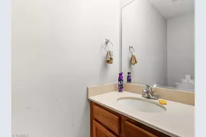 4720 Valley Stream Drive, Raleigh, NC 27616 - Photo 31