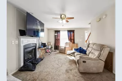 4720 Valley Stream Drive, Raleigh, NC 27616 - Photo 7