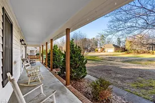 613 Dorado Cir, High Point, NC 27265 - Photo 5