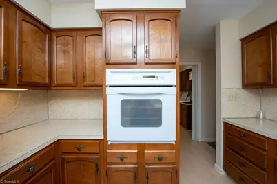 510 Gatewood Avenue, High Point, NC 27262 - Photo 19