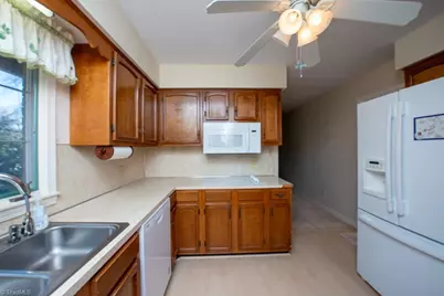 510 Gatewood Avenue, High Point, NC 27262 - Photo 21