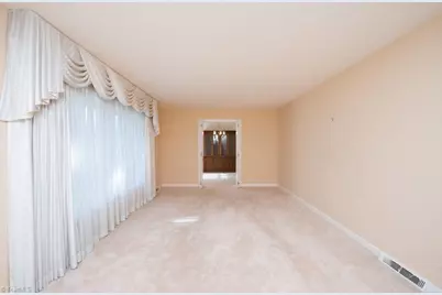 510 Gatewood Avenue, High Point, NC 27262 - Photo 7