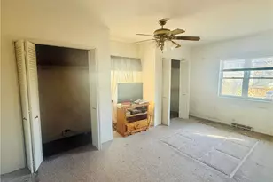 317 Idolbrook Dr, Greensboro, NC 27406 - Photo 7