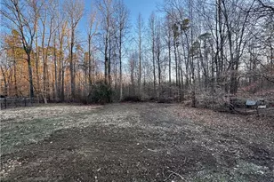 4218 Farlow Dr, Greensboro, NC 27406 - Photo 23