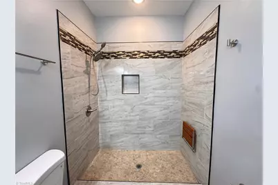 4218 Farlow Drive, Greensboro, NC 27406 - Photo 17