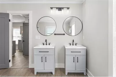 406 Sullivan Street, Thomasville, NC 27360 - Photo 15