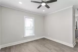 406 Sullivan St, Thomasville, NC 27360 - Photo 5