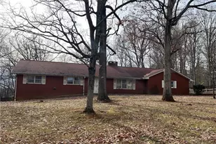 1036 Avondale Ave, Asheboro, NC 27203 - Photo 1