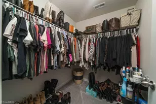 6015 Red Pheasant Dr, Kernersville, NC 27284 - Photo 13