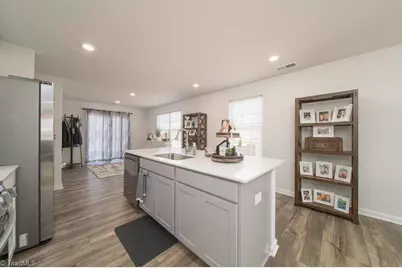 6015 Red Pheasant Drive, Kernersville, NC 27284 - Photo 5