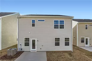 5646 Hydrangea St, Winston-Salem, NC 27104 - Photo 11