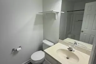 5000 Lawndale Dr, Greensboro, NC 27455 - Photo 17